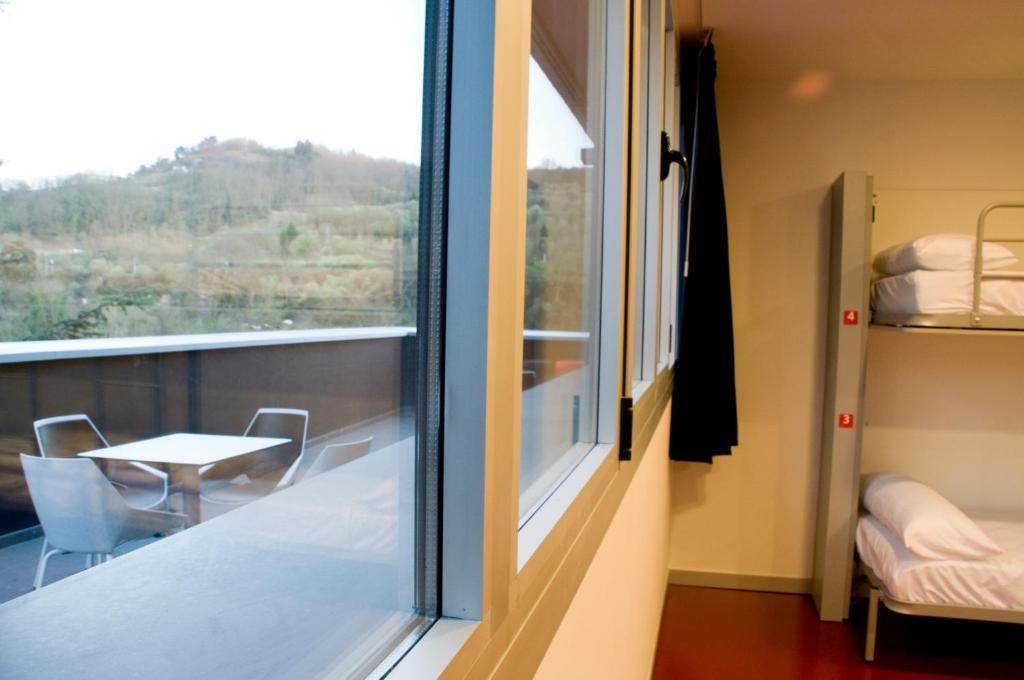 Bbk Bilbao Good Hostel Room photo